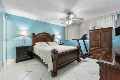 This well maintained 2-bedroom, 2-bath condo, ideally situated on Hollybrook Golf and Tennis Club  in Florida - for sale on GolfHomes.com, golf home, golf lot