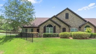 BRAND NEW quartz kitchen countertops, paint throughout & carpet on Saugahatchee Country Club in Alabama - for sale on GolfHomes.com, golf home, golf lot