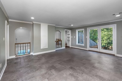 Stunning 4-bed, 3.5-bath home in one of Chenal's most desirable on Chenal Country Club - Bear Den Mountain in Arkansas - for sale on GolfHomes.com, golf home, golf lot
