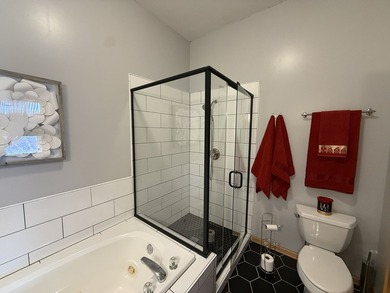 Largest River Bend end-unit townhome with 3 levels of living on River Bend Golf Club in Illinois - for sale on GolfHomes.com, golf home, golf lot