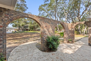 This beautiful 4/2 is situated in the charming Lake Lorraine on Shalimar Pointe Golf and Country Club in Florida - for sale on GolfHomes.com, golf home, golf lot