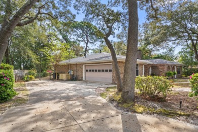 This beautiful 4/2 is situated in the charming Lake Lorraine on Shalimar Pointe Golf and Country Club in Florida - for sale on GolfHomes.com, golf home, golf lot