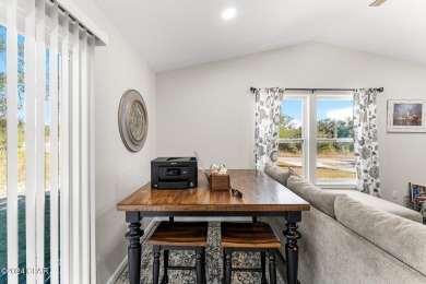 This is a bank approved Pre-Foreclosures Short Sale.  Seller on Sunny Hills Golf and Country Club in Florida - for sale on GolfHomes.com, golf home, golf lot