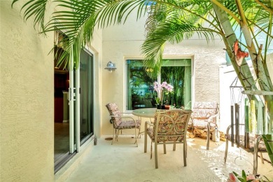 Point West Country Club Community: Perfect Large 3 Bedroom/3 on The Club At Pointe West in Florida - for sale on GolfHomes.com, golf home, golf lot
