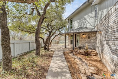 This is the one you have been waiting for. Only a 1 mile golf on Landa Park Golf Course in Texas - for sale on GolfHomes.com, golf home, golf lot