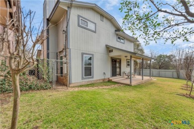 This is the one you have been waiting for. Only a 1 mile golf on Landa Park Golf Course in Texas - for sale on GolfHomes.com, golf home, golf lot