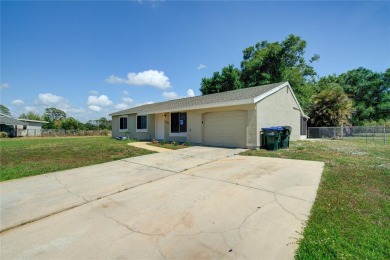 This well-maintained 3-bedroom, 2-bath home offers a functional on Heron Creek Golf and Country Club in Florida - for sale on GolfHomes.com, golf home, golf lot