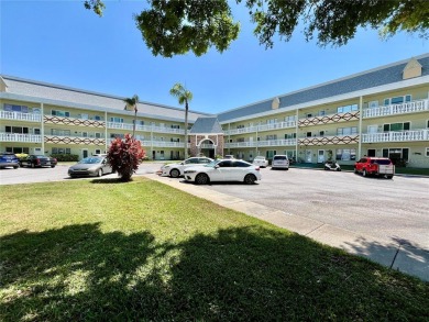 Price to sell! Upgraded Ground Floor 1/Bed 1 /Bath condo close on On Top Of The World Golf Course in Florida - for sale on GolfHomes.com, golf home, golf lot