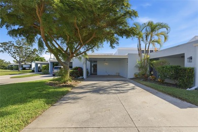 Welcome to this charming 2bed/2bath condominium in the heart of on IMG Academies Golf and Country Club in Florida - for sale on GolfHomes.com, golf home, golf lot