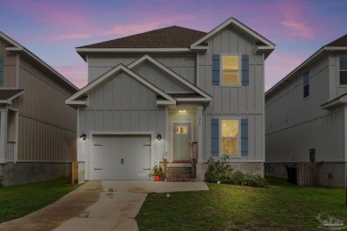 Experience the ultimate Florida lifestyle in this beautiful on Lost Key Golf Club in Florida - for sale on GolfHomes.com, golf home, golf lot