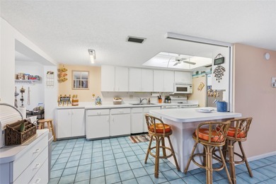 Welcome to this charming 2bed/2bath condominium in the heart of on IMG Academies Golf and Country Club in Florida - for sale on GolfHomes.com, golf home, golf lot