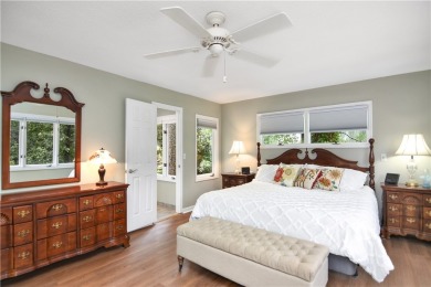 Welcome to 32 Par Harbor - Tranquil Golf Course Retreat in on Keowee Key Golf and Country Club in South Carolina - for sale on GolfHomes.com, golf home, golf lot