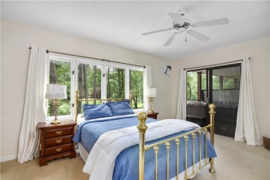 Welcome to 32 Par Harbor - Tranquil Golf Course Retreat in on Keowee Key Golf and Country Club in South Carolina - for sale on GolfHomes.com, golf home, golf lot