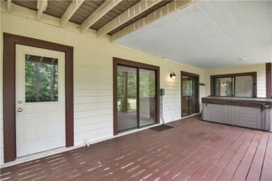 Welcome to 32 Par Harbor - Tranquil Golf Course Retreat in on Keowee Key Golf and Country Club in South Carolina - for sale on GolfHomes.com, golf home, golf lot