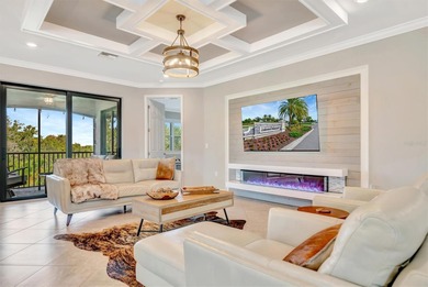 Welcome to Paradise! This 3 bedroom, 2 baths, and a 2.5 car on Lakewood National Golf Club in Florida - for sale on GolfHomes.com, golf home, golf lot