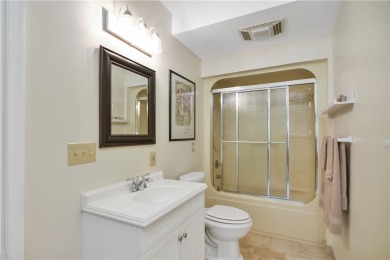 Welcome to 32 Par Harbor - Tranquil Golf Course Retreat in on Keowee Key Golf and Country Club in South Carolina - for sale on GolfHomes.com, golf home, golf lot
