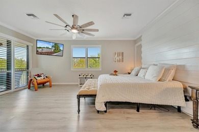 Welcome to Paradise! This 3 bedroom, 2 baths, and a 2.5 car on Lakewood National Golf Club in Florida - for sale on GolfHomes.com, golf home, golf lot