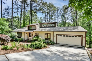 Welcome to 32 Par Harbor - Tranquil Golf Course Retreat in on Keowee Key Golf and Country Club in South Carolina - for sale on GolfHomes.com, golf home, golf lot