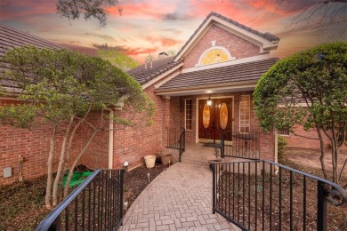You'll love this custom home with beautiful curb appeal. Nestled on Oakmont Country Club in Texas - for sale on GolfHomes.com, golf home, golf lot