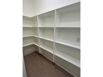 This open floorplan 2 bedroom, 2 bath house is beautiful! on Bella Vista - Metfield Golf Complex and Country Club in Arkansas - for sale on GolfHomes.com, golf home, golf lot