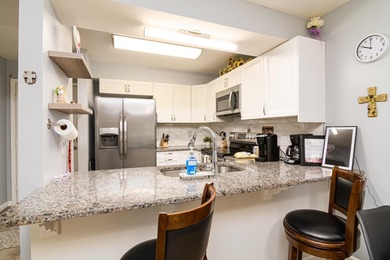 Golf Course View Walk-In Condo - NO STEPS! Perfectly positioned on Pointe Royale Village Country Club in Missouri - for sale on GolfHomes.com, golf home, golf lot