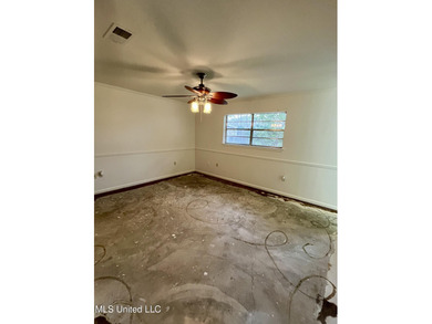 Welcome to this spacious 3-bedroom, 2-bath home offering 2,100 on Great Southern Golf Club in Mississippi - for sale on GolfHomes.com, golf home, golf lot