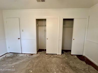 Welcome to this spacious 3-bedroom, 2-bath home offering 2,100 on Great Southern Golf Club in Mississippi - for sale on GolfHomes.com, golf home, golf lot