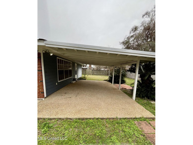 Welcome to this spacious 3-bedroom, 2-bath home offering 2,100 on Great Southern Golf Club in Mississippi - for sale on GolfHomes.com, golf home, golf lot