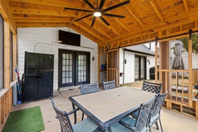 Escape to your  own Lake Texoma paradise today!   This home was on Tanglewood Resort in Texas - for sale on GolfHomes.com, golf home, golf lot