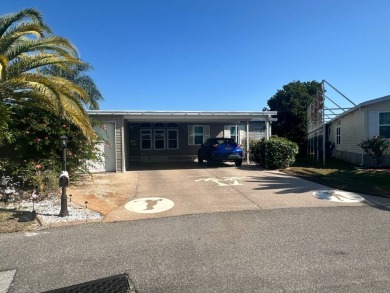 Lakefront  AT FOUR LAKES! 2001 Jacobsen  Lot 658 | $130,000 | 3 on Four Lakes Golf Club in Florida - for sale on GolfHomes.com, golf home, golf lot