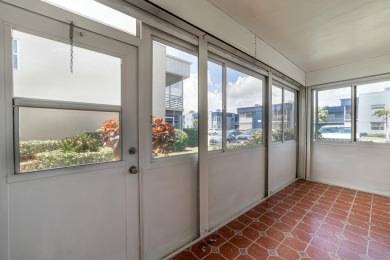 ***Luxurious 1st Floor Condo, in Delray Beach! ***Fully on Kings Point Golf -Flanders Way in Florida - for sale on GolfHomes.com, golf home, golf lot