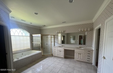North Shore beauty! Golf and beach and boating! Country Club to on North Shore Country Club in North Carolina - for sale on GolfHomes.com, golf home, golf lot