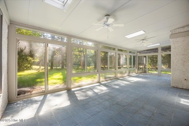 North Shore beauty! Golf and beach and boating! Country Club to on North Shore Country Club in North Carolina - for sale on GolfHomes.com, golf home, golf lot