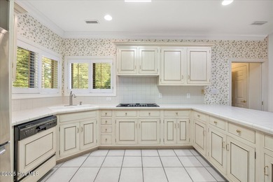 North Shore beauty! Golf and beach and boating! Country Club to on North Shore Country Club in North Carolina - for sale on GolfHomes.com, golf home, golf lot