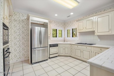 North Shore beauty! Golf and beach and boating! Country Club to on North Shore Country Club in North Carolina - for sale on GolfHomes.com, golf home, golf lot