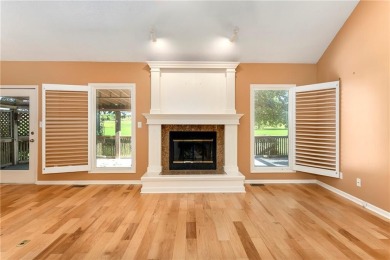 Welcome to 633 NE Saint Andrews Circle -- a beautifully on Lakewood Oaks Golf Club, Ltd. in Missouri - for sale on GolfHomes.com, golf home, golf lot