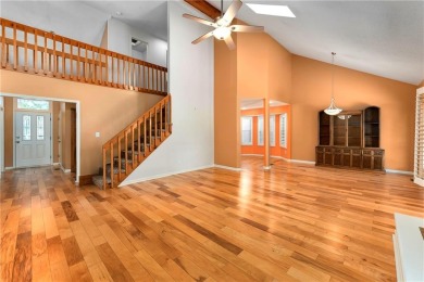 Welcome to 633 NE Saint Andrews Circle -- a beautifully on Lakewood Oaks Golf Club, Ltd. in Missouri - for sale on GolfHomes.com, golf home, golf lot