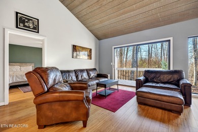 Welcome to this beautiful Loft Villa located in the heart of on Druid Hills Golf Club in Tennessee - for sale on GolfHomes.com, golf home, golf lot