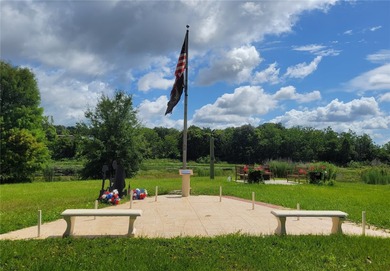 2 Bedroom 2 Bath manufactured home in Zellwood Station. Lots of on Zellwood Station Country Club in Florida - for sale on GolfHomes.com, golf home, golf lot