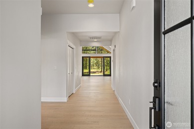 Escape the hustle of city life and retreat to the mountains in on Suncadia Resort in Washington - for sale on GolfHomes.com, golf home, golf lot