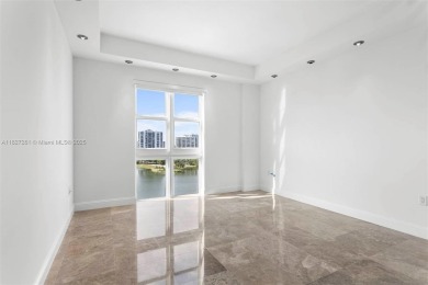 Spacious 2 bed, 2 bath unit in the sought-after Turnberry on  in Florida - for sale on GolfHomes.com, golf home, golf lot