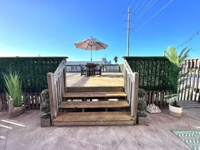 Dreamy Waterfront Townhome - Fully Furnished & Move in Ready on Padre Isles Golf Course in Texas - for sale on GolfHomes.com, golf home, golf lot