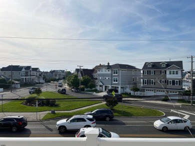 Come check out this stunning newer construction single family on Ocean City Muni Golf Course in New Jersey - for sale on GolfHomes.com, golf home, golf lot