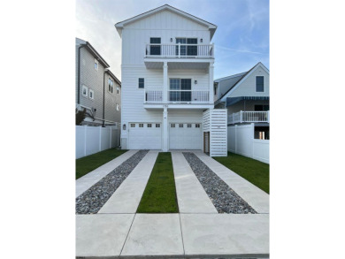 Come check out this stunning newer construction single family on Ocean City Muni Golf Course in New Jersey - for sale on GolfHomes.com, golf home, golf lot