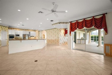 Lakefront home in the desirable Country Club of Mount Dora! on Country Club of Mount Dora in Florida - for sale on GolfHomes.com, golf home, golf lot