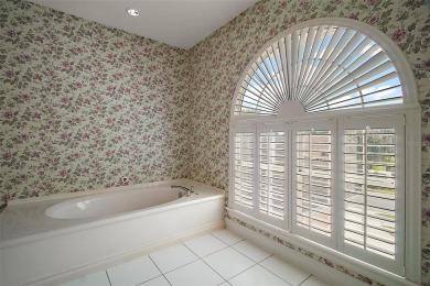 Lakefront home in the desirable Country Club of Mount Dora! on Country Club of Mount Dora in Florida - for sale on GolfHomes.com, golf home, golf lot