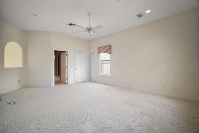 Lakefront home in the desirable Country Club of Mount Dora! on Country Club of Mount Dora in Florida - for sale on GolfHomes.com, golf home, golf lot