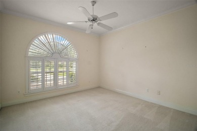 Lakefront home in the desirable Country Club of Mount Dora! on Country Club of Mount Dora in Florida - for sale on GolfHomes.com, golf home, golf lot
