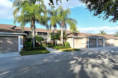 Welcome to Heritage Oaks Golf & Country Club! This beautifully on Heritage Oaks Golf and Country Club in Florida - for sale on GolfHomes.com, golf home, golf lot