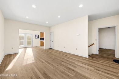 Move In Ready-Condo 3BR/2BA-Basement on Mouse Creek Golf Course on Rock Springs Golf Course in Tennessee - for sale on GolfHomes.com, golf home, golf lot